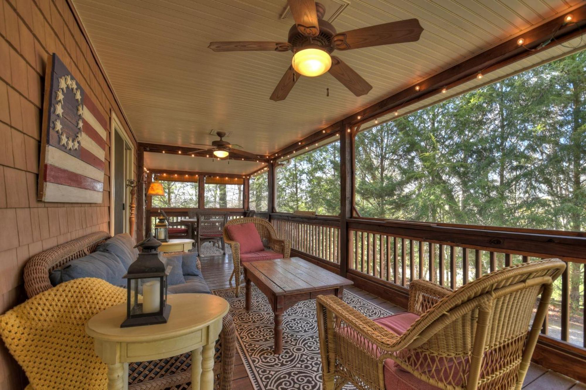 Southern Living Cottage Cozy Up By The Fire Relax On The Porch And Enjoy Peaceful Surroundings Blue Ridge Exterior foto