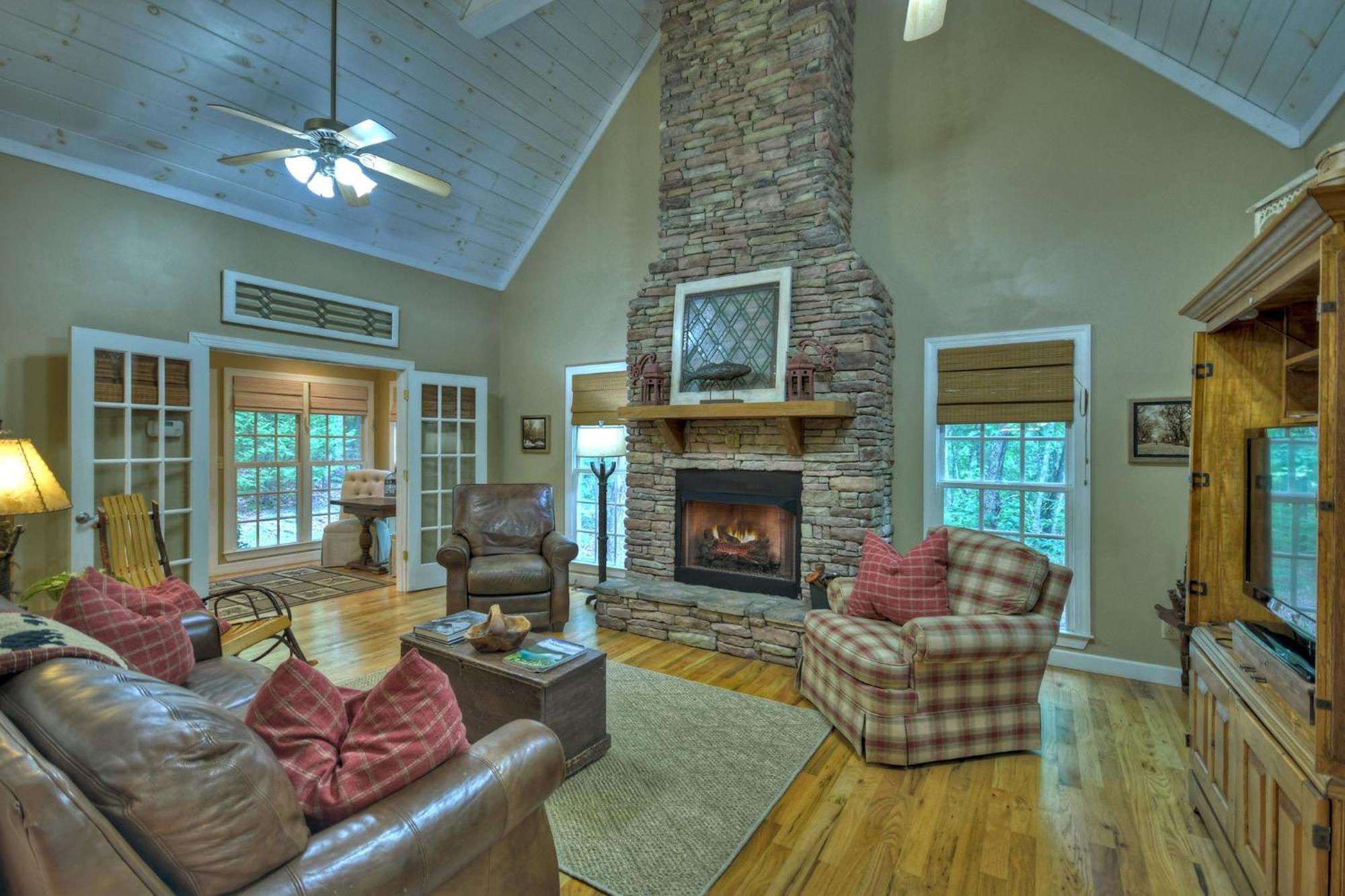 Southern Living Cottage Cozy Up By The Fire Relax On The Porch And Enjoy Peaceful Surroundings Blue Ridge Exterior foto